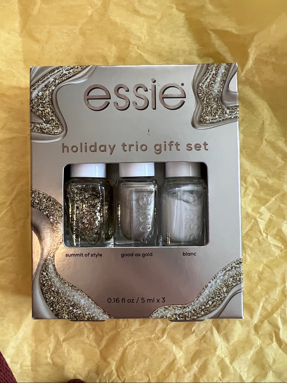 Essie Gift Set - Picture 2 of 5